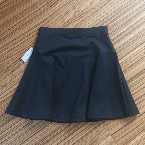 3/$15 -NWT- OLD NAVY Skater Skirt - Picture 1 of 5